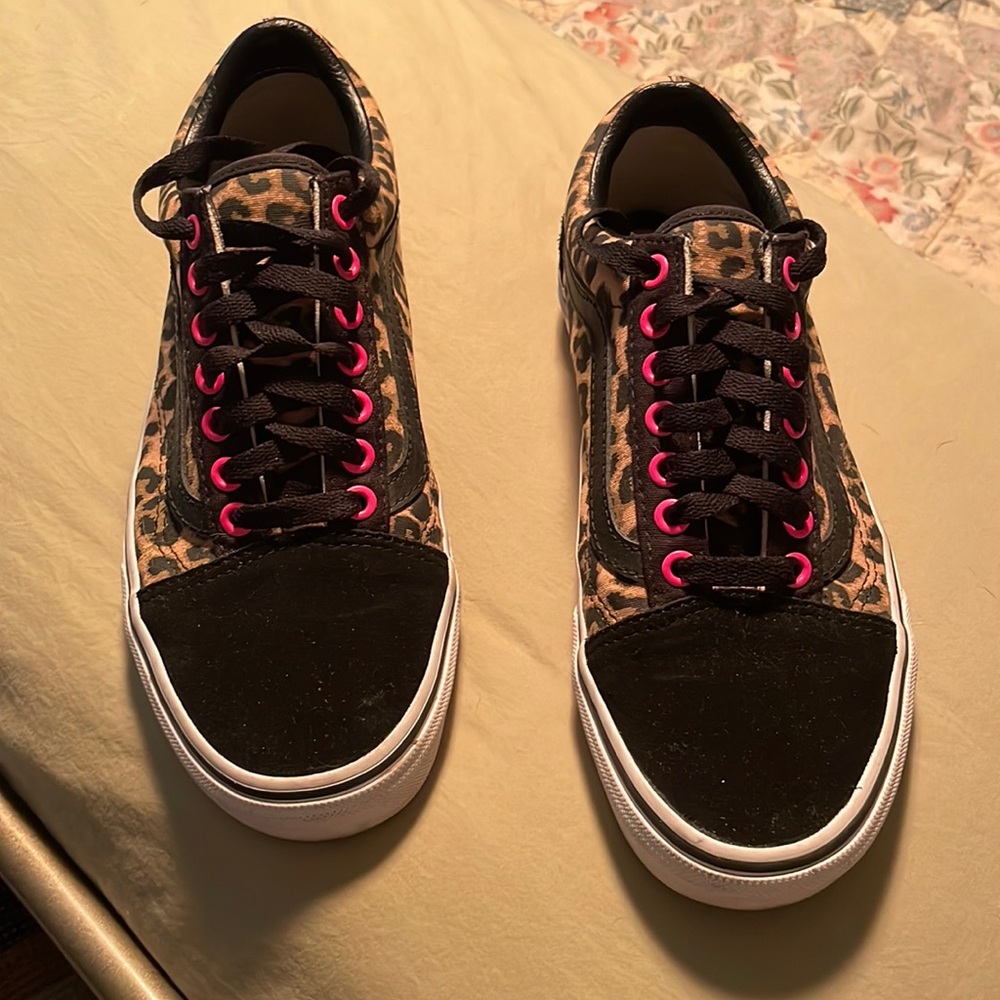 Vans Old School Custom Design - cheetah print with hot pink
